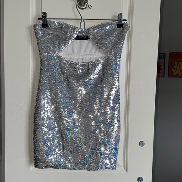 Finesse Alexi Multi Sequin Dress - Picture 4 of 5